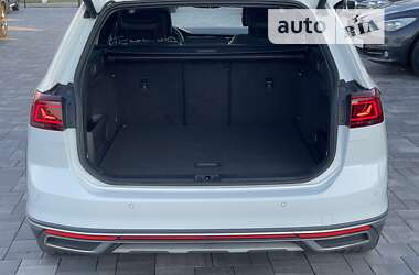 Универсал Volkswagen Passat Alltrack 2020 в Ровно