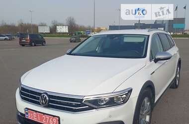 Универсал Volkswagen Passat Alltrack 2020 в Львове