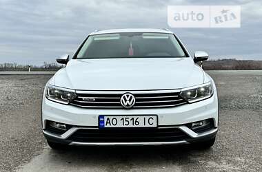 Универсал Volkswagen Passat Alltrack 2017 в Хусте