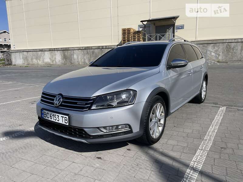 Универсал Volkswagen Passat Alltrack 2012 в Львове
