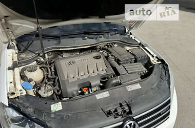 Універсал Volkswagen Passat Alltrack 2012 в Лубнах