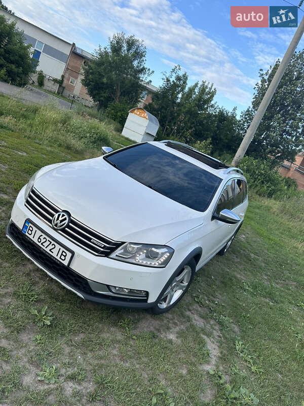 Volkswagen Passat Alltrack 2012