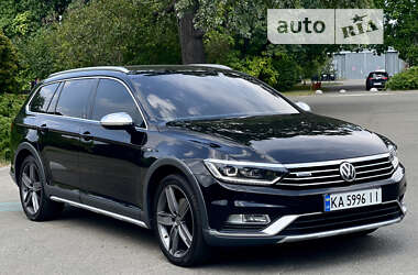 Универсал Volkswagen Passat Alltrack 2017 в Киеве