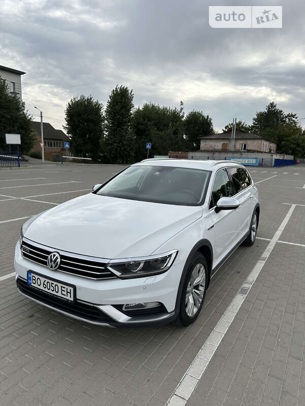 Универсал Volkswagen Passat Alltrack 2016 в Тернополе