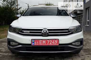 Универсал Volkswagen Passat Alltrack 2021 в Львове