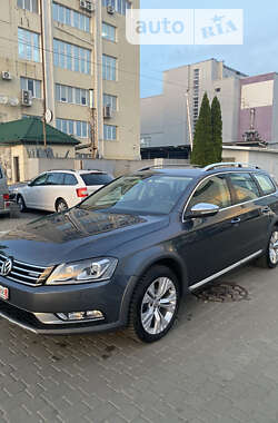 Універсал Volkswagen Passat Alltrack 2012 в Львові