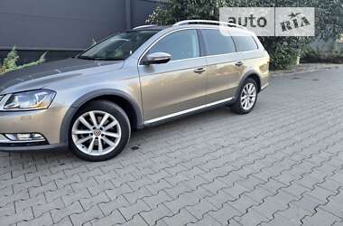 Універсал Volkswagen Passat Alltrack 2013 в Білій Церкві