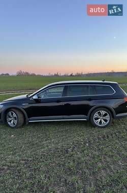 Універсал Volkswagen Passat Alltrack 2019 в 