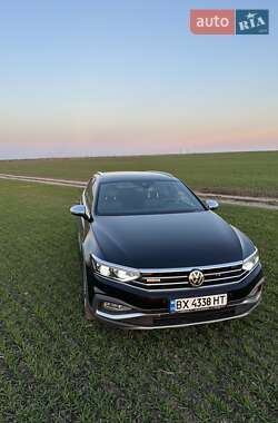 Універсал Volkswagen Passat Alltrack 2019 в 