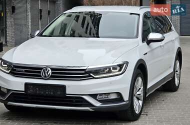 Универсал Volkswagen Passat Alltrack 2017 в Хмельницком