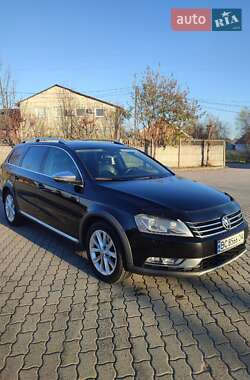 Универсал Volkswagen Passat Alltrack 2012 в Городке