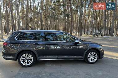 Универсал Volkswagen Passat Alltrack 2020 в 