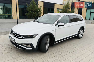 Универсал Volkswagen Passat Alltrack 2019 в Хмельницком