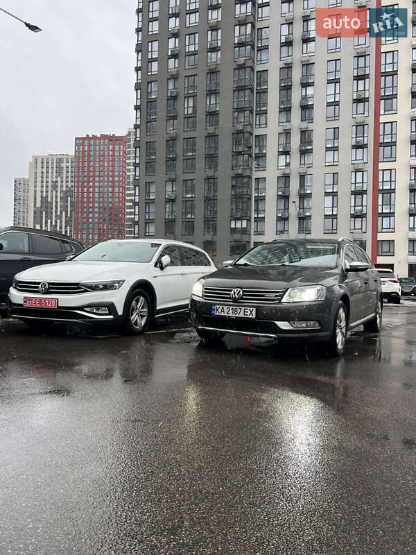 Универсал Volkswagen Passat Alltrack 2014 в Киеве