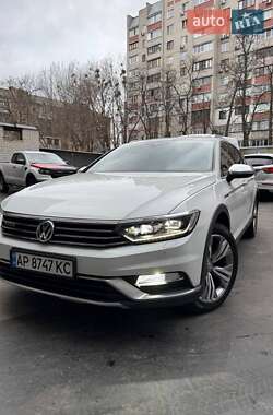 Универсал Volkswagen Passat Alltrack 2018 в Киеве