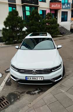 Универсал Volkswagen Passat Alltrack 2019 в Софиевской Борщаговке