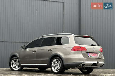 Универсал Volkswagen Passat Alltrack 2013 в Дубно