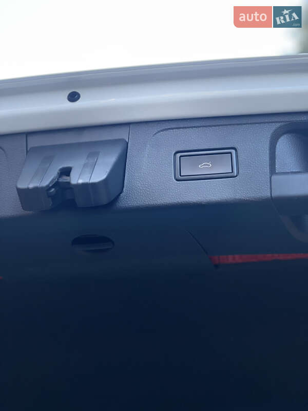 Універсал Volkswagen Passat Alltrack 2019 в Житомирі фото 19 Універсал Volkswagen Passat Alltrack 2019 в Житомирі