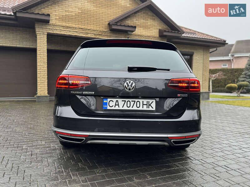 Универсал Volkswagen Passat Alltrack 2019 в Киеве