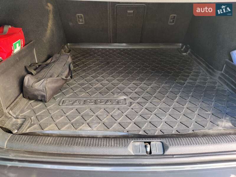 Універсал Volkswagen Passat Alltrack 2014 в Хмельницькому фото 24 Універсал Volkswagen Passat Alltrack 2014 в Хмельницькому