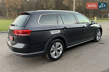 Универсал Volkswagen Passat Alltrack 2017 в 