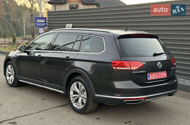 Универсал Volkswagen Passat Alltrack 2017 в 