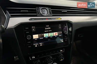 Универсал Volkswagen Passat Alltrack 2017 в 