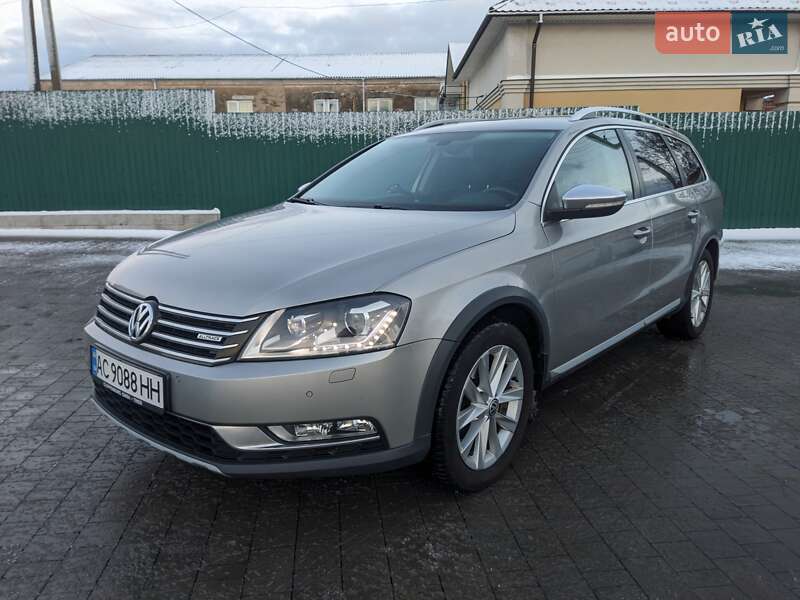 Універсал Volkswagen Passat Alltrack 2012 в Луцьку