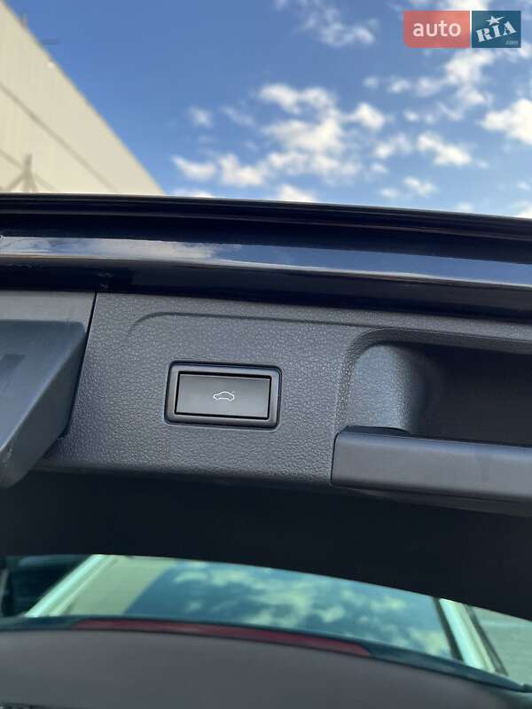 Універсал Volkswagen Passat Alltrack 2016 в Києві