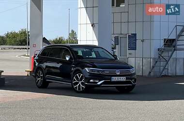 Универсал Volkswagen Passat Alltrack 2016 в Киеве