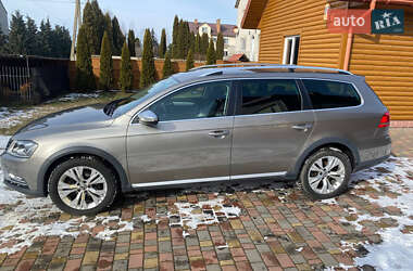 Универсал Volkswagen Passat Alltrack 2012 в Луцке