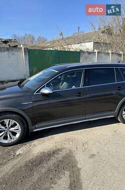 Универсал Volkswagen Passat Alltrack 2019 в Староконстантинове