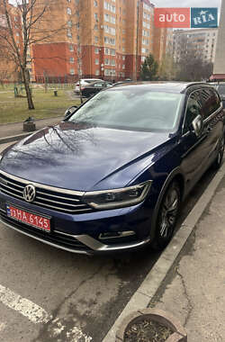 Универсал Volkswagen Passat Alltrack 2019 в 