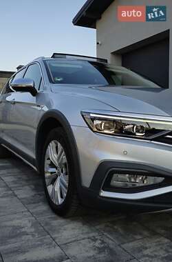 Универсал Volkswagen Passat Alltrack 2019 в 