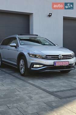 Универсал Volkswagen Passat Alltrack 2019 в 