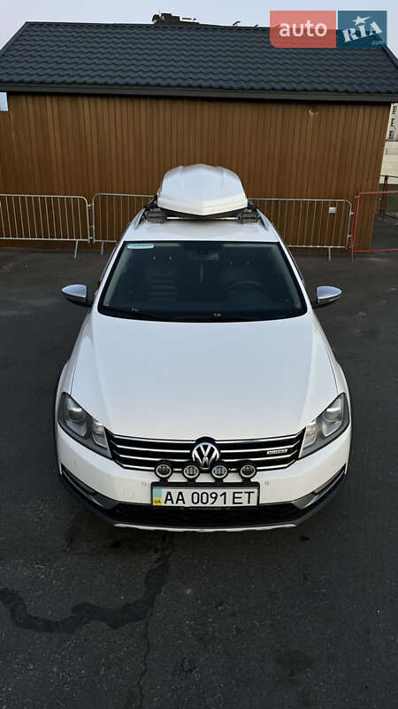 Универсал Volkswagen Passat Alltrack 2014 в 