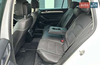 Универсал Volkswagen Passat Alltrack 2015 в 