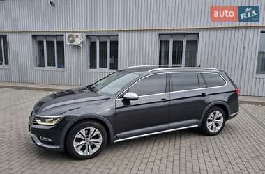 Универсал Volkswagen Passat Alltrack 2018 в 