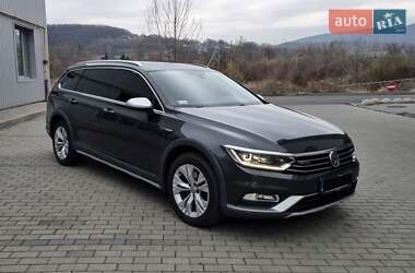 Универсал Volkswagen Passat Alltrack 2018 в 