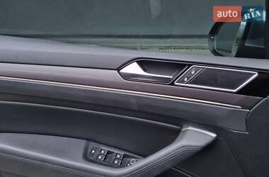 Универсал Volkswagen Passat Alltrack 2018 в 