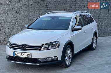 Універсал Volkswagen Passat Alltrack 2014 в 