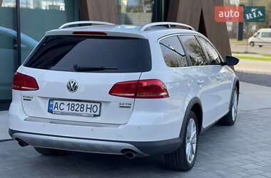 Універсал Volkswagen Passat Alltrack 2014 в 