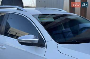 Універсал Volkswagen Passat Alltrack 2014 в 