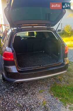 Универсал Volkswagen Passat Alltrack 2012 в 