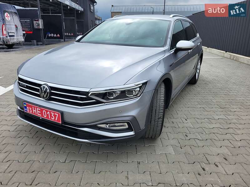 Volkswagen Passat Alltrack 2021