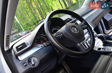 Універсал Volkswagen Passat Alltrack 2014 в 