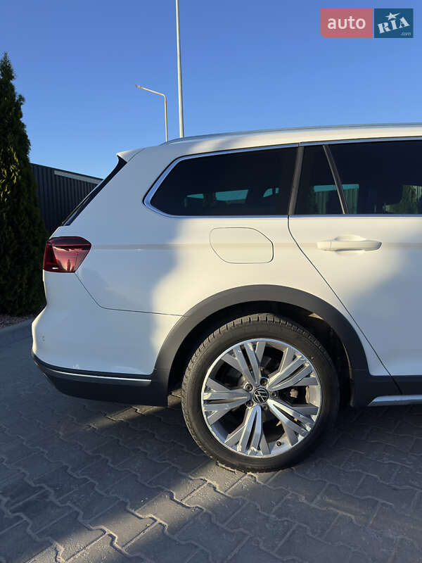 Универсал Volkswagen Passat Alltrack 2021 в Тернополе