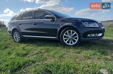 Універсал Volkswagen Passat Alltrack 2012 в 