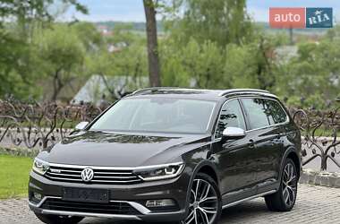 Універсал Volkswagen Passat Alltrack 2018 в 