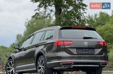 Універсал Volkswagen Passat Alltrack 2018 в 